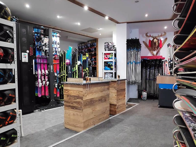 Magasin de location de ski Crozats Sports à 135 route des Crozats, Avoriaz