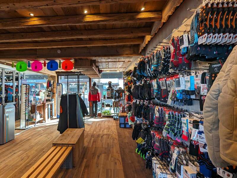 Magasin de location de ski Ekosport-Rent Berard Skishop Vallandry à Galerie Commerciale, Route des Michailles, Peisey Vallandry